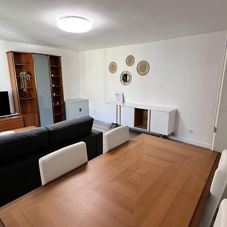 Apartamenticos Plaza Del Pilar III Сарагоса Экстерьер фото