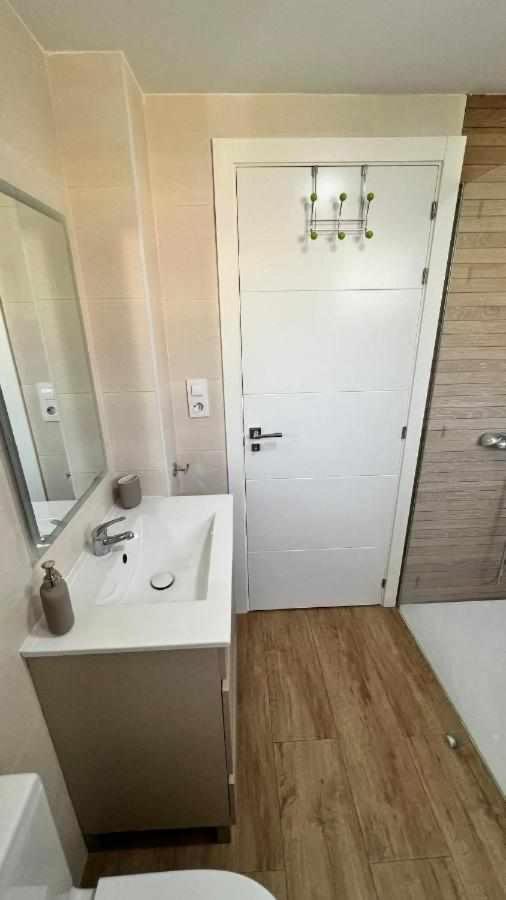 Apartamenticos Plaza Del Pilar III Сарагоса Экстерьер фото