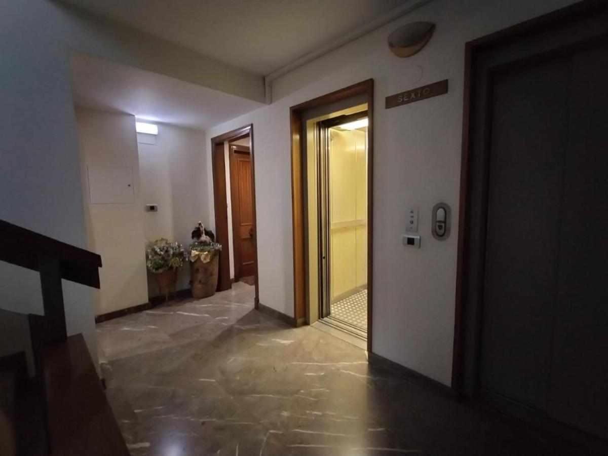Apartamenticos Plaza Del Pilar III Сарагоса Экстерьер фото